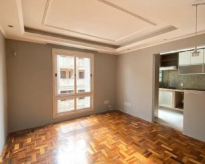 Apartamento à venda com 49m², 1 dormitório, 1 vaga no bairro Teresópolis em Porto Alegre