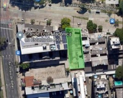 Terreno à venda com 673m² no bairro PRAIA BELAS em Porto Alegre