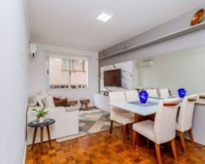 Apartamento à venda com 64m², 2 dormitórios, 1 vaga no bairro Cristo Redentor em Porto Alegre