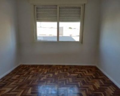 Apartamento à venda com 78m², 2 dormitórios, 1 suíte, 1 vaga no bairro Santa Cecília em Porto Alegre