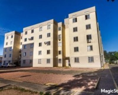 Apartamento à venda com 43m², 2 dormitórios, 1 vaga no bairro Vila Nova em Porto Alegre