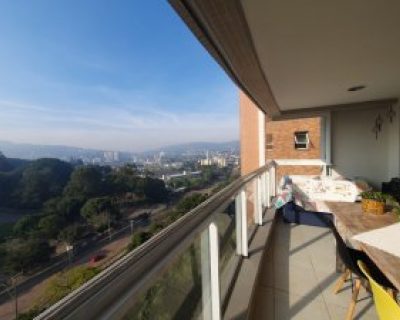 Apartamento à venda com 162m², 3 dormitórios, 3 suítes, 2 vagas no bairro Jardim do Salso em Porto Alegre