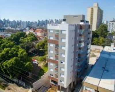 Apartamento à venda com 85m², 3 dormitórios, 1 suíte, 2 vagas no bairro Bela Vista em Porto Alegre