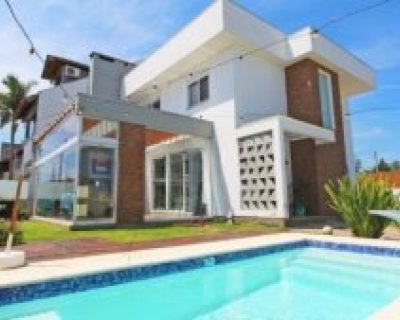 Casa em Condomínio à venda com 1.737m², 3 dormitórios, 1 suíte, 2 vagas no bairro hipica em Porto Alegre