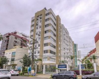 Apartamento à venda com 51m², 2 dormitórios, 1 vaga no bairro Santana em Porto Alegre