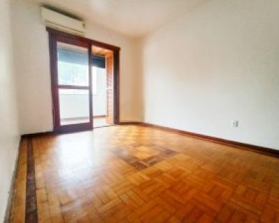 Apartamento à venda com 77m², 2 dormitórios no bairro Centro Histórico em Porto Alegre