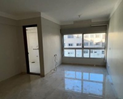 Apartamento à venda com 61m², 2 dormitórios, 1 vaga no bairro Partenon em Porto Alegre