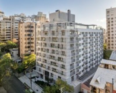 Apartamento à venda com 44m², 1 dormitório, 1 suíte, 1 vaga no bairro Mont Serrat em Porto Alegre