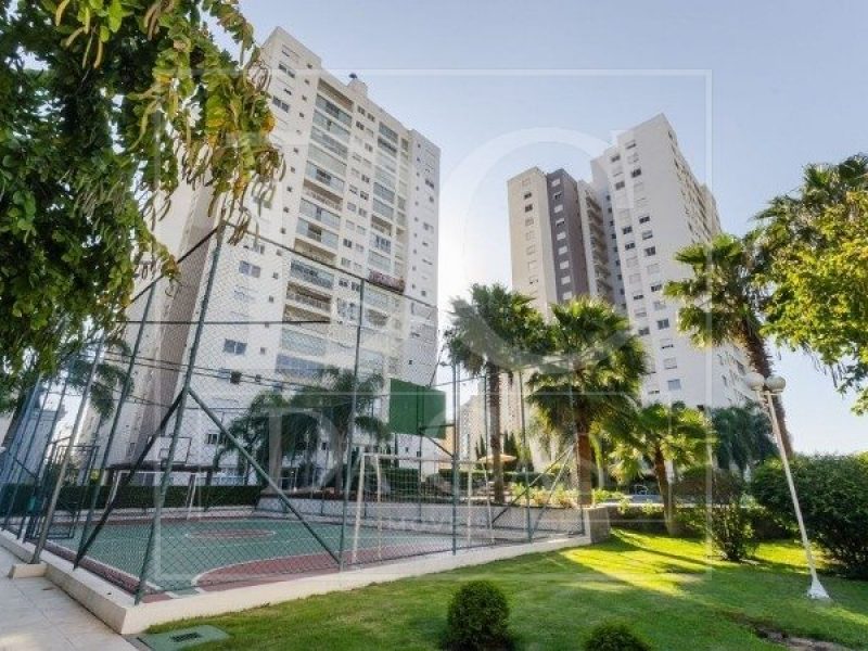 Apartamento à venda com 125m², 3 dormitórios, 1 suíte, 2 vagas no bairro Jardim Europa em Porto Alegre