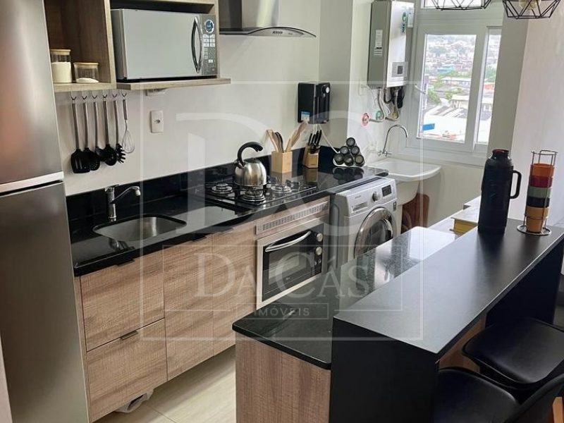 Apartamento à venda com 60m², 2 dormitórios, 1 vaga no bairro Glória em Porto Alegre