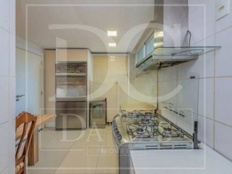 Apartamento à venda com 128m², 3 dormitórios, 1 suíte, 2 vagas no bairro Jardim do Salso em Porto Alegre