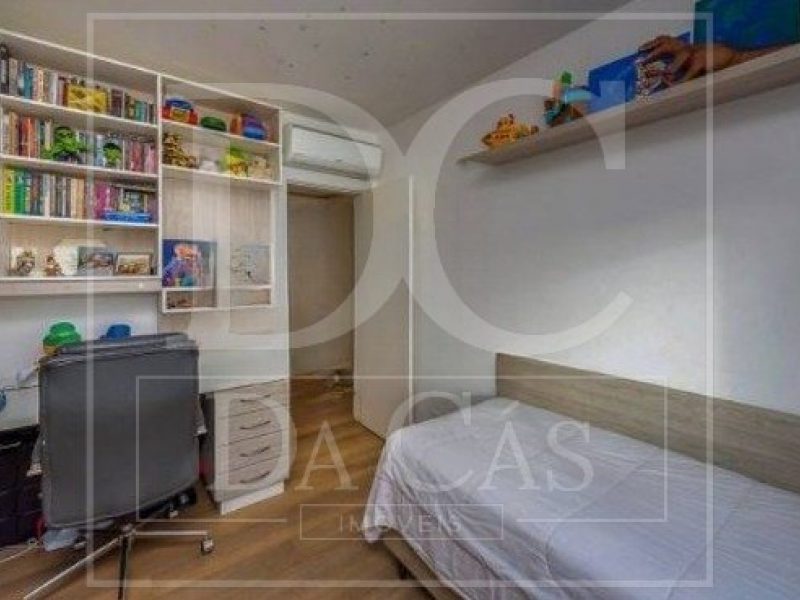 Apartamento à venda com 128m², 3 dormitórios, 1 suíte, 2 vagas no bairro Jardim do Salso em Porto Alegre