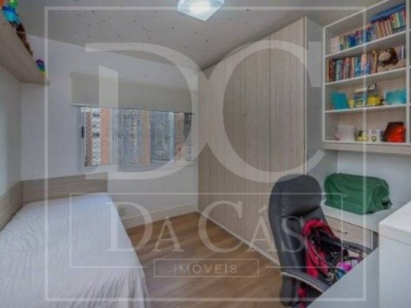 Apartamento à venda com 128m², 3 dormitórios, 1 suíte, 2 vagas no bairro Jardim do Salso em Porto Alegre