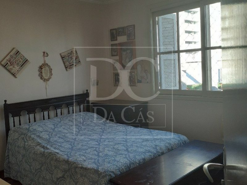 Apartamento à venda com 53m², 2 dormitórios, 1 vaga no bairro Higienópolis em Porto Alegre