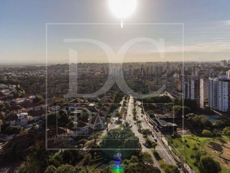 Apartamento à venda com 140m², 3 dormitórios, 1 suíte, 2 vagas no bairro Higienópolis em Porto Alegre