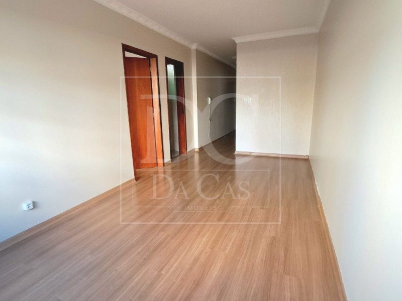 Apartamento à venda com 57m², 1 dormitório, 2 vagas no bairro Menino Deus em Porto Alegre