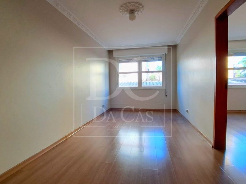 Apartamento à venda com 57m², 1 dormitório, 2 vagas no bairro Menino Deus em Porto Alegre