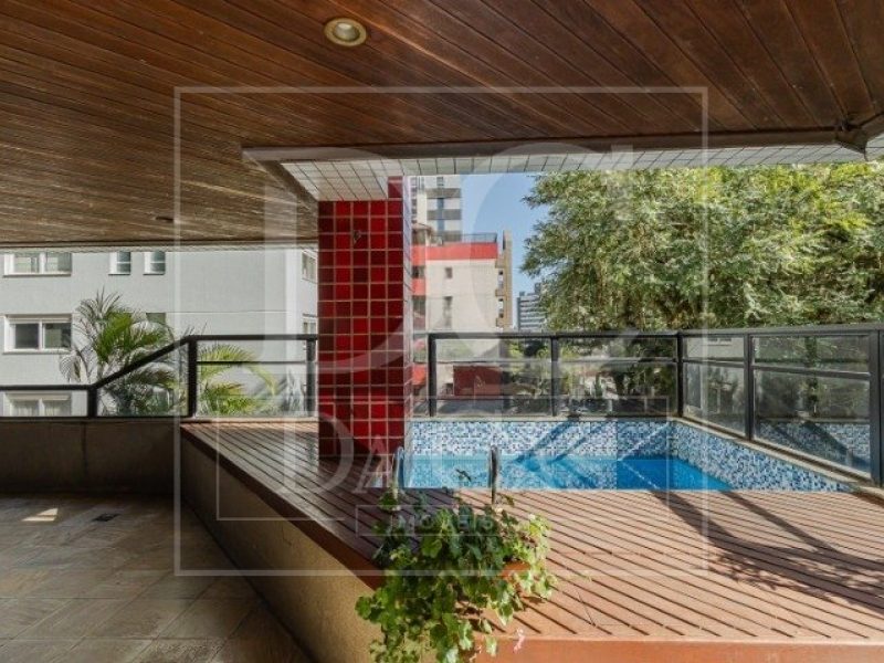 Apartamento à venda com 253m², 3 dormitórios, 2 suítes, 3 vagas no bairro Petrópolis em Porto Alegre