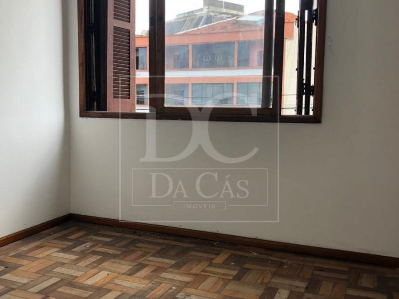 Apartamento à venda com 65m², 2 dormitórios no bairro Petrópolis em Porto Alegre