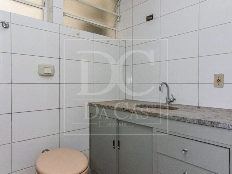 Apartamento à venda com 144m², 4 dormitórios, 1 vaga no bairro Centro Histórico em Porto Alegre