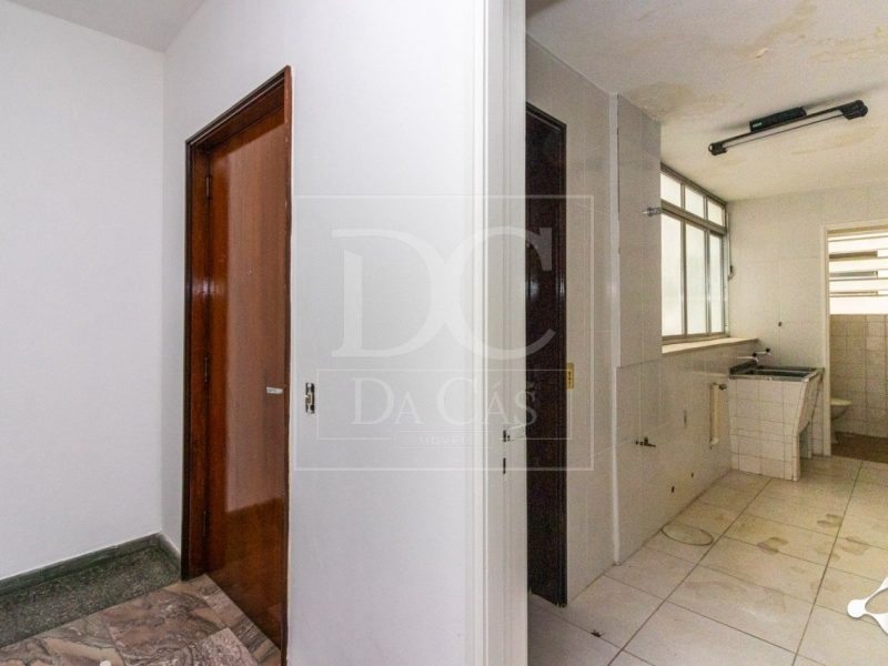 Apartamento à venda com 144m², 4 dormitórios, 1 vaga no bairro Centro Histórico em Porto Alegre