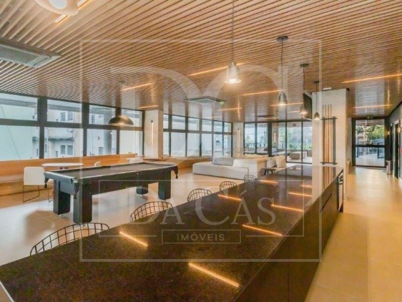 Loft à venda com 28m², 1 dormitório, 1 vaga no bairro Petrópolis em Porto Alegre