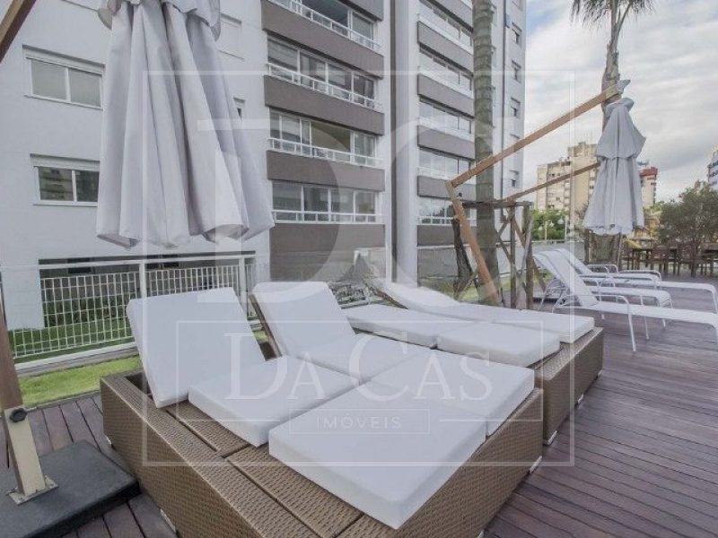 Apartamento à venda com 159m², 4 dormitórios, 4 suítes, 2 vagas no bairro Menino Deus em Porto  Alegre