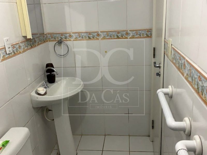 Apartamento à venda com 88m², 3 dormitórios, 1 vaga no bairro Jardim Floresta em Porto Alegre