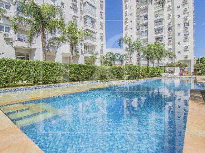 Apartamento à venda com 70m², 2 dormitórios, 1 suíte, 1 vaga no bairro Passo da Areia em Porto Alegre