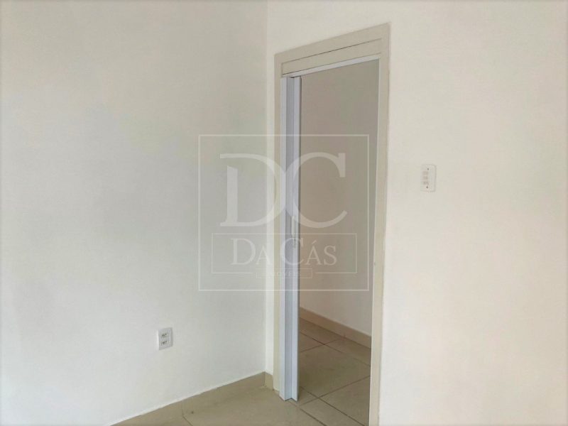 Apartamento à venda com 43m², 2 dormitórios no bairro Santana em Porto Alegre