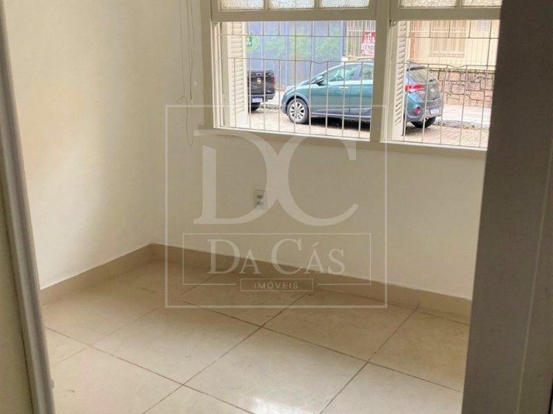 Apartamento à venda com 43m², 2 dormitórios no bairro Santana em Porto Alegre