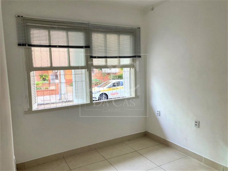 Apartamento à venda com 43m², 2 dormitórios no bairro Santana em Porto Alegre