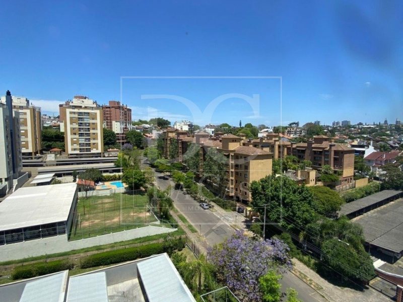 Cobertura à venda com 212m², 3 dormitórios, 1 suíte, 2 vagas no bairro Jardim Europa em Porto Alegre