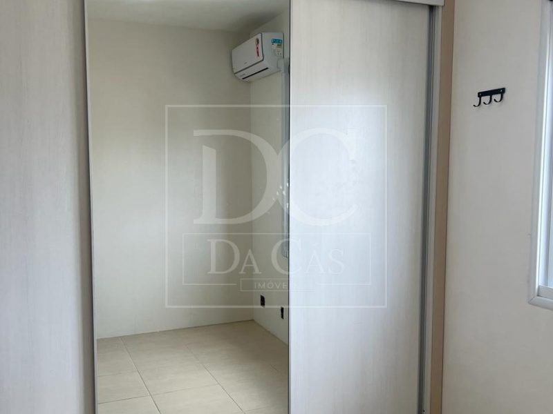 Apartamento à venda com 66m², 2 dormitórios, 1 suíte, 1 vaga no bairro Petropolis em Porto Alegre