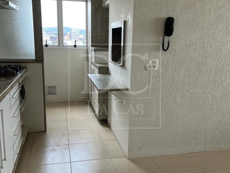 Apartamento à venda com 66m², 2 dormitórios, 1 suíte, 1 vaga no bairro Petropolis em Porto Alegre