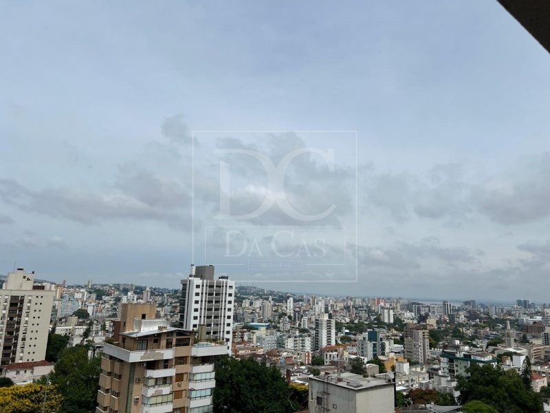 Apartamento à venda com 66m², 2 dormitórios, 1 suíte, 1 vaga no bairro Petropolis em Porto Alegre