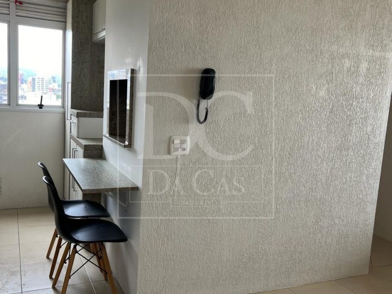 Apartamento à venda com 66m², 2 dormitórios, 1 suíte, 1 vaga no bairro Petropolis em Porto Alegre