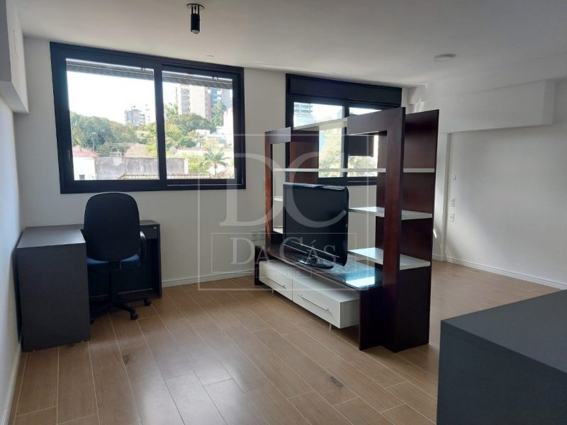 Loft à venda com 41m², 1 dormitório, 2 vagas no bairro Auxiliadora em Porto Alegre