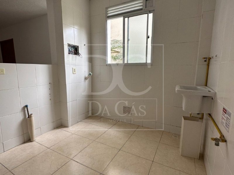 Apartamento à venda com 46m², 2 dormitórios, 1 vaga no bairro Jardim Leopoldina em Porto Alegre