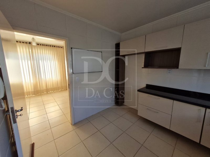 Apartamento à venda com 62m², 2 dormitórios, 2 vagas no bairro Cristo Redentor em Porto Alegre