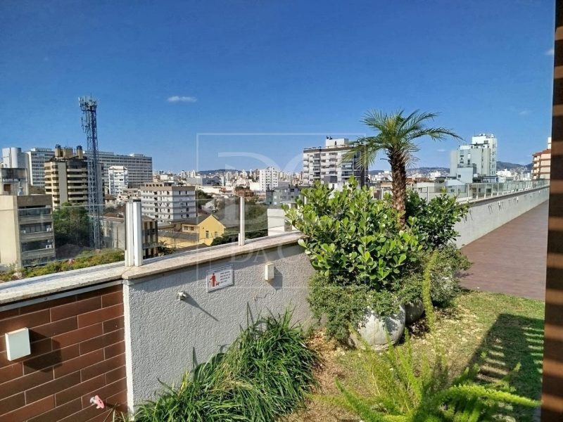 Loft à venda com 45m², 1 dormitório, 1 vaga no bairro Santana em Porto Alegre