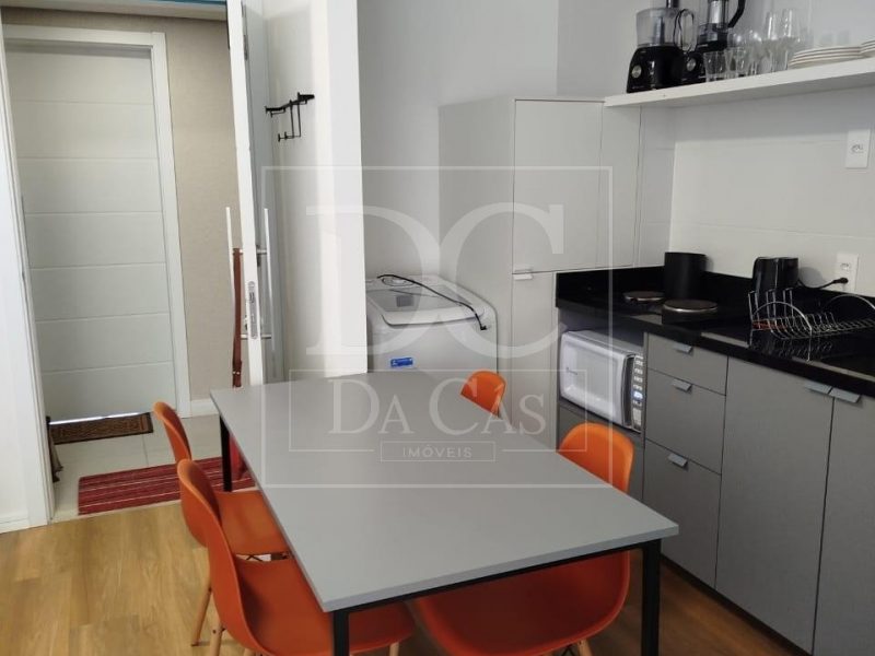 Loft à venda com 45m², 1 dormitório, 1 vaga no bairro Santana em Porto Alegre