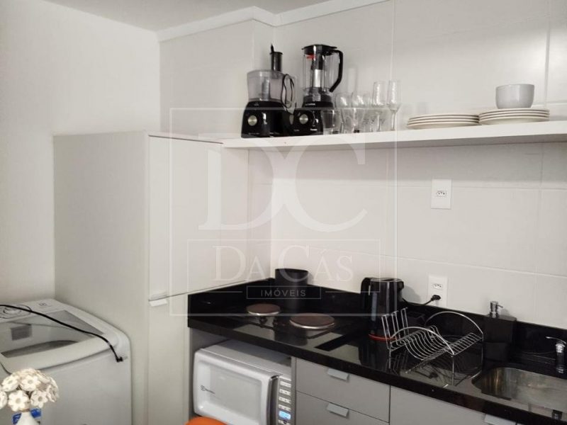 Loft à venda com 45m², 1 dormitório, 1 vaga no bairro Santana em Porto Alegre