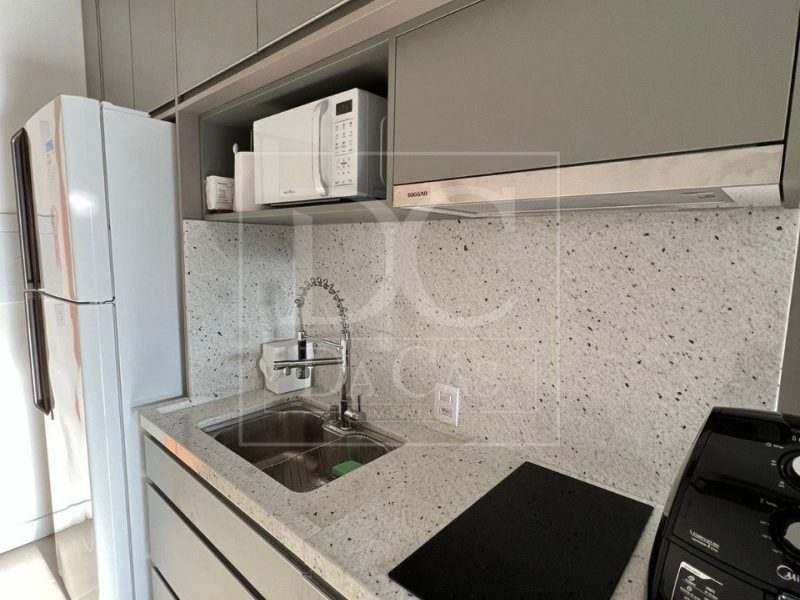 Loft à venda com 28m², 1 dormitório, 1 vaga no bairro Petrópolis em Porto Alegre