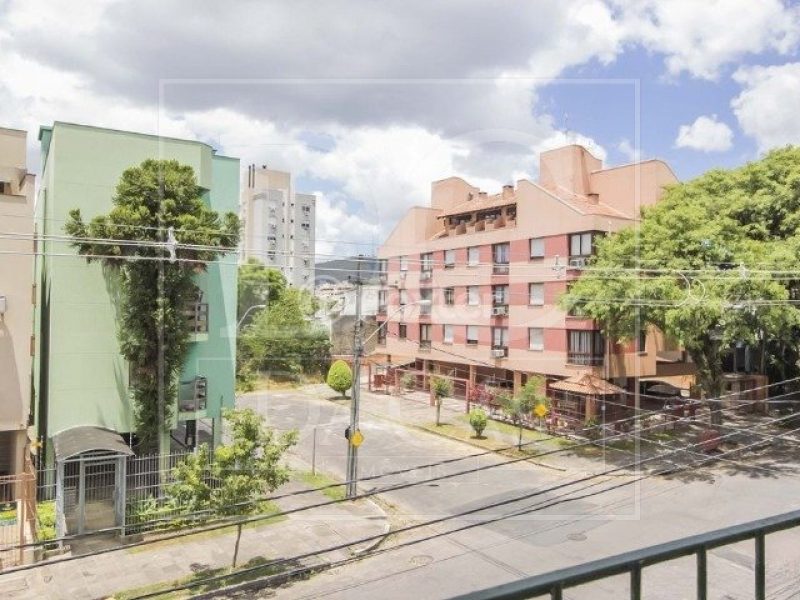 Cobertura à venda com 86m², 2 dormitórios, 1 suíte, 2 vagas no bairro Partenon em Porto Alegre