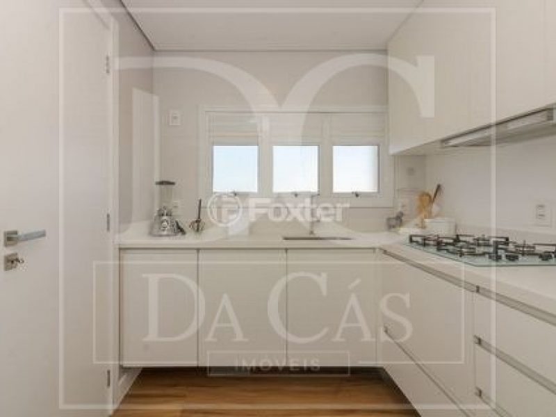 Apartamento à venda com 50m², 1 dormitório, 1 suíte, 2 vagas no bairro Petrópolis em Porto Alegre