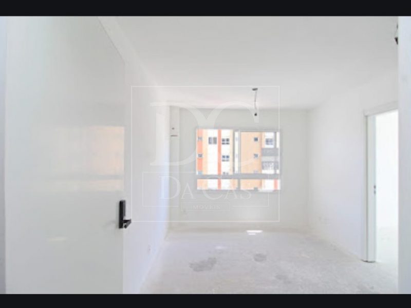 Apartamento à venda com 40m², 1 dormitório, 1 vaga no bairro Partenon em Porto Alegre