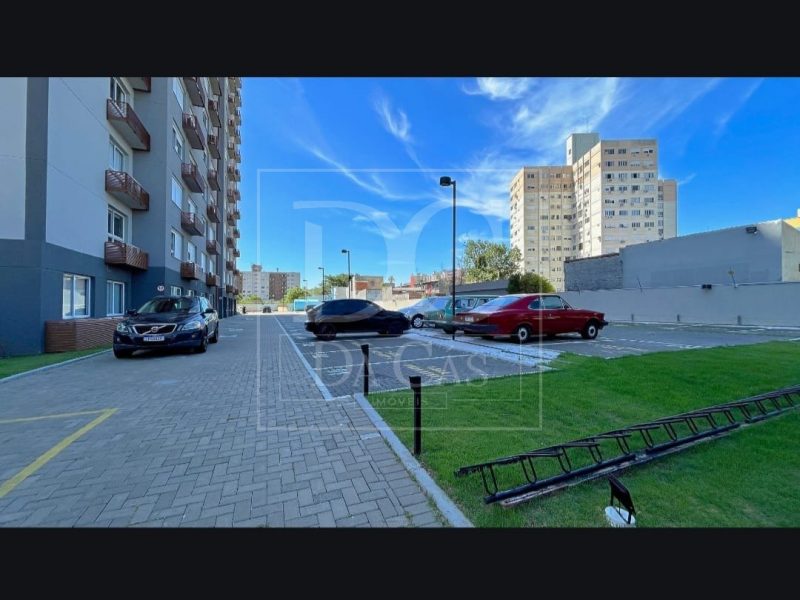 Apartamento à venda com 40m², 1 dormitório, 1 vaga no bairro Partenon em Porto Alegre