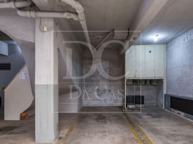 Apartamento à venda com 117m², 3 dormitórios, 1 suíte, 2 vagas no bairro Petrópolis em Porto Alegre