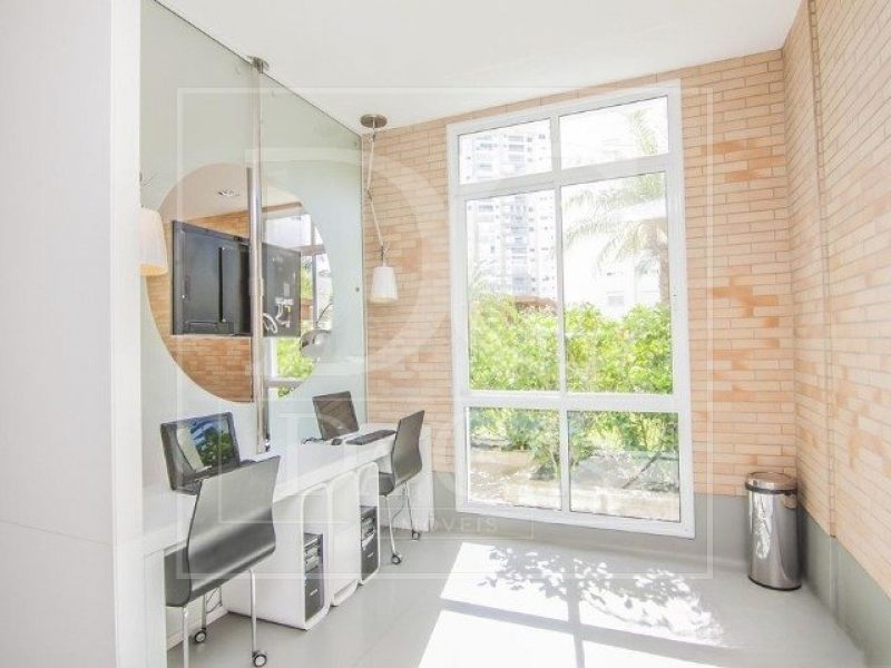 Apartamento à venda com 146m², 3 dormitórios, 3 suítes, 2 vagas no bairro Jardim Europa em Porto Alegre